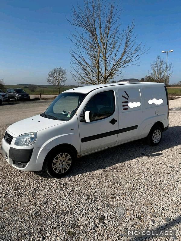 Gebraucht Fiat Doblò 101 PS (74 kW) 2008 Weiß Van / Kleinbus