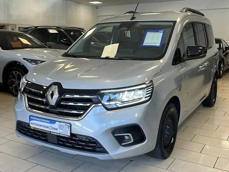 Grau Gebraucht 2023 Renault Kangoo Van / Kleinbus | 21.900 € (Fairer Preis) - Bild 1/4