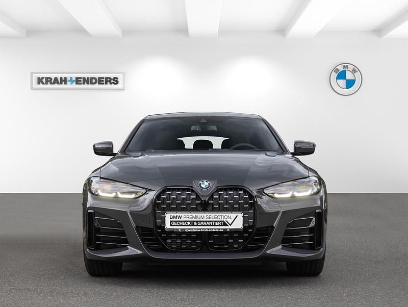 Grau Gebraucht 2024 BMW 420 M Sport Coupé | 52.790 € - Bild 1/4