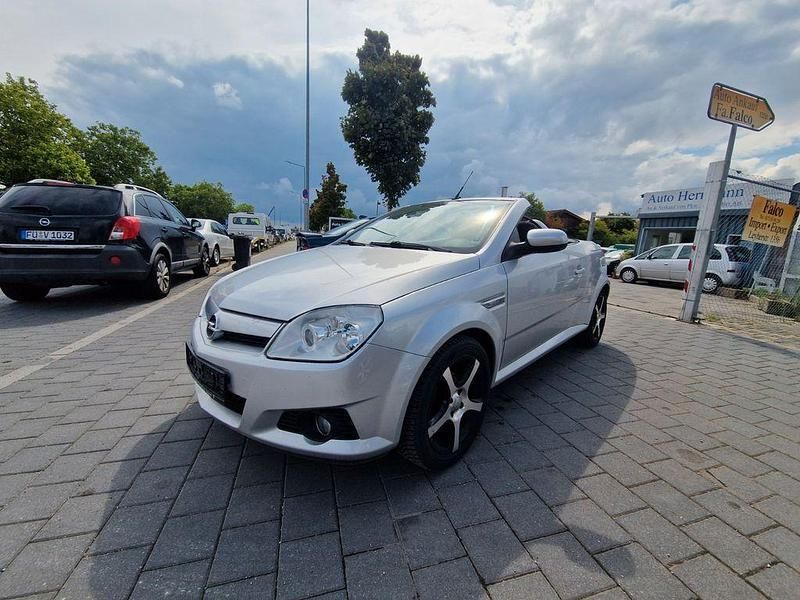 Silber Gebraucht 2005 Opel Tigra Enjoy Cabrio | 2.799 € (Fairer Preis) - Bild 1/4