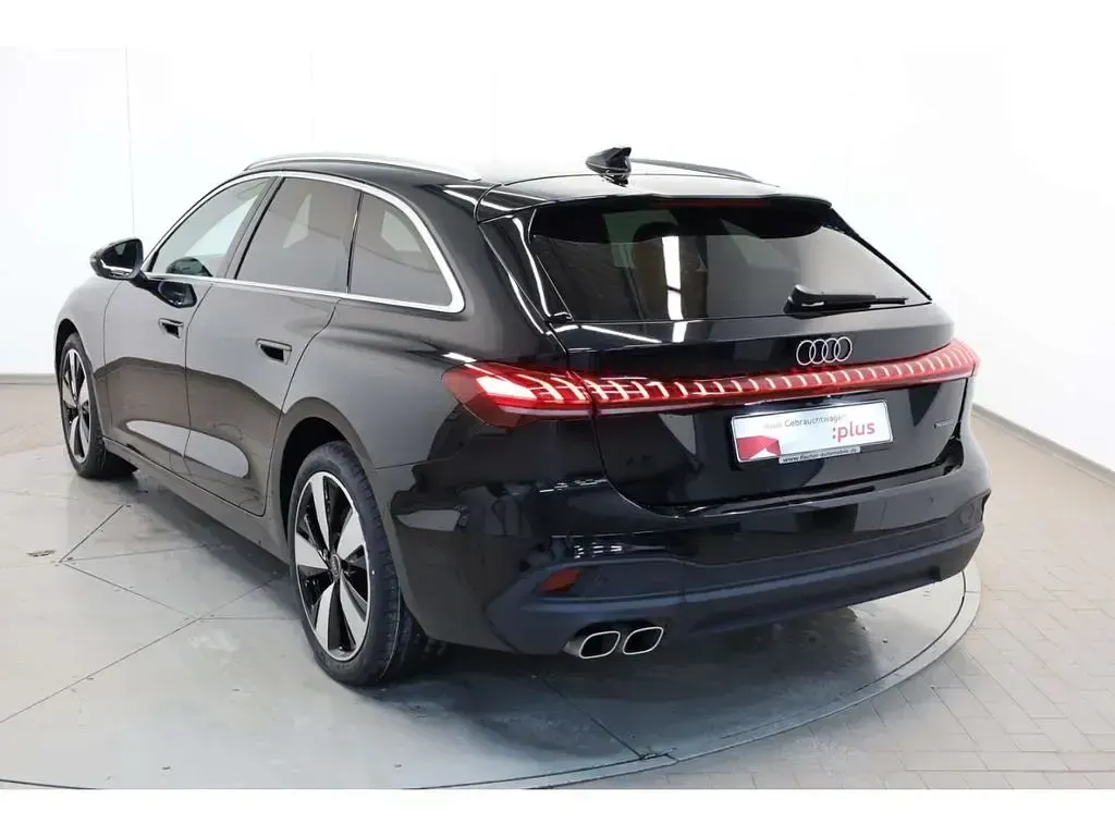 Gebraucht Audi A5 Sport 204 PS (150 kW) 2025 Schwarz Kombi
