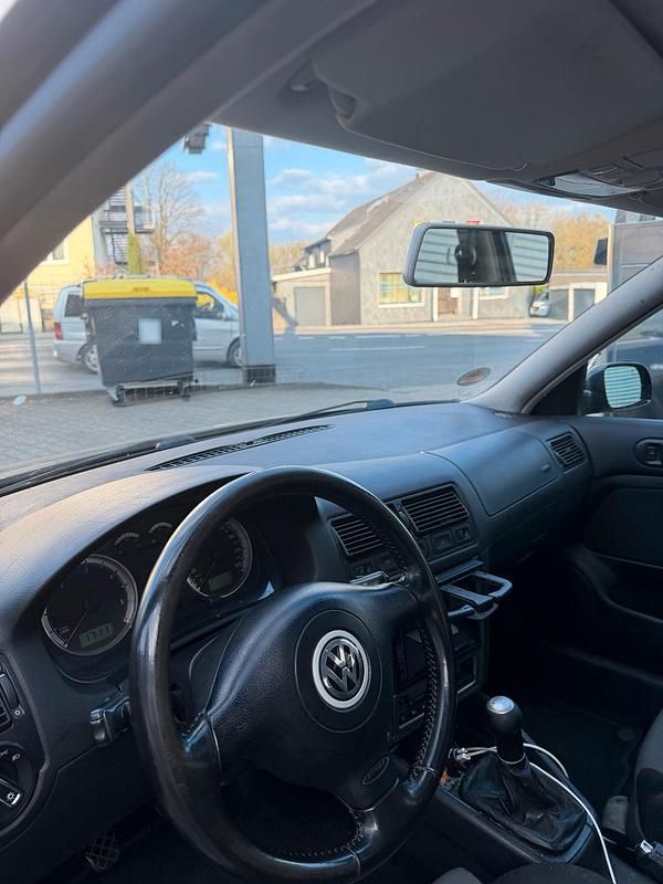 Gebraucht VW Golf IV 131 PS (96 kW) 2001 Schwarz Limousine