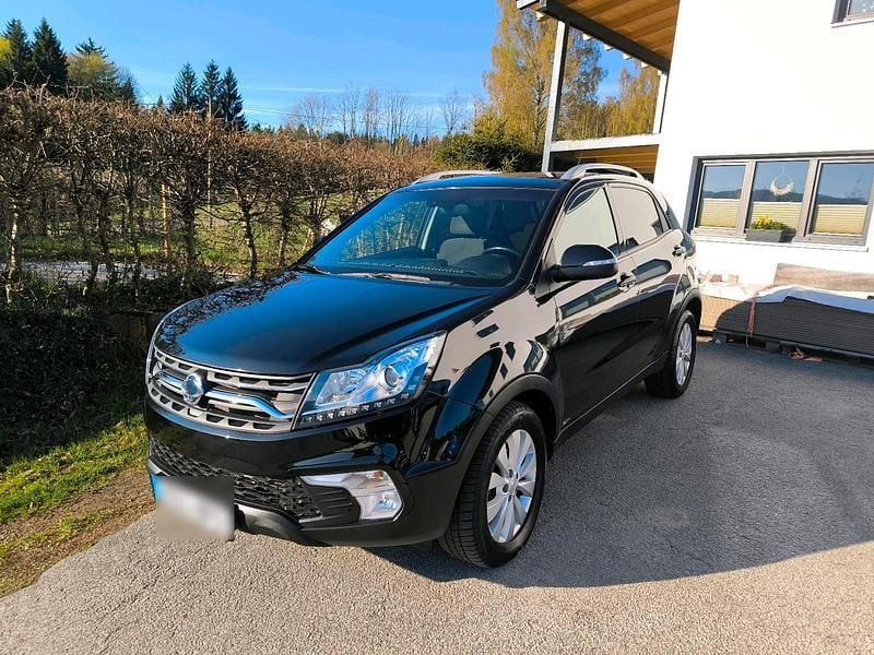 Gebraucht SsangYong Korando 178 PS (130 kW) 2017 Schwarz SUV