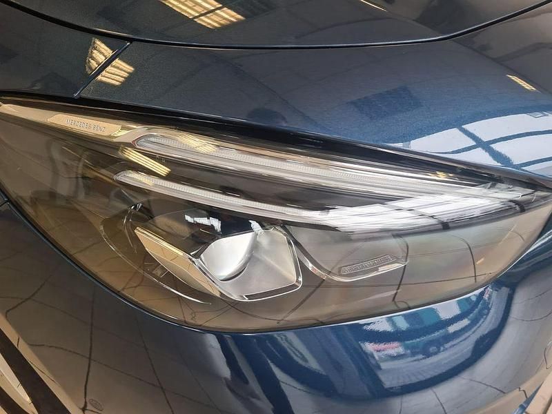 Gebraucht Mercedes B200 163 PS (119 kW) 2021 Blau Van / Kleinbus