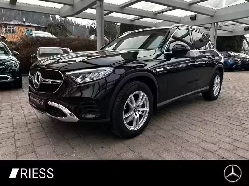 Unilack schwarz Gebraucht 2025 Mercedes GLC200 Avantgarde SUV | 51.740 € (Superpreis) - Bild 1/4