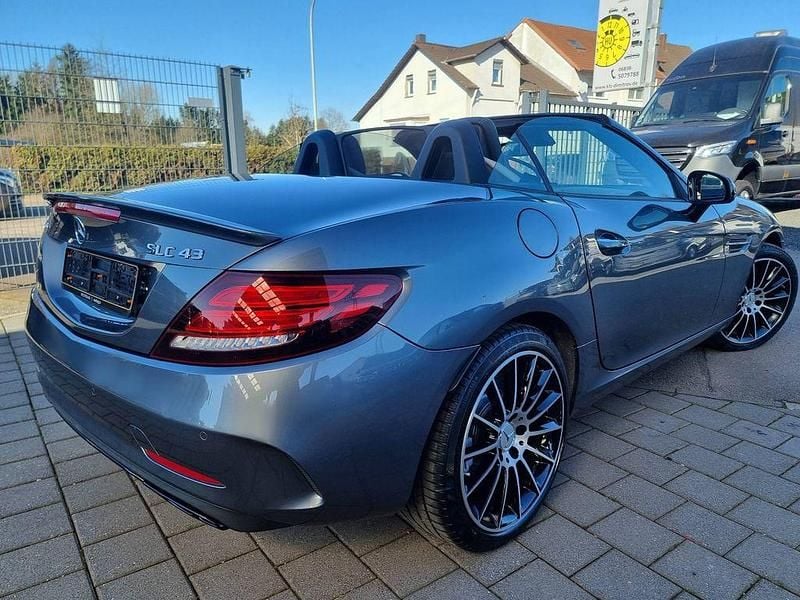 Gebraucht Mercedes SLC43 AMG AMG 367 PS (269 kW) 2017 Grau Coupé