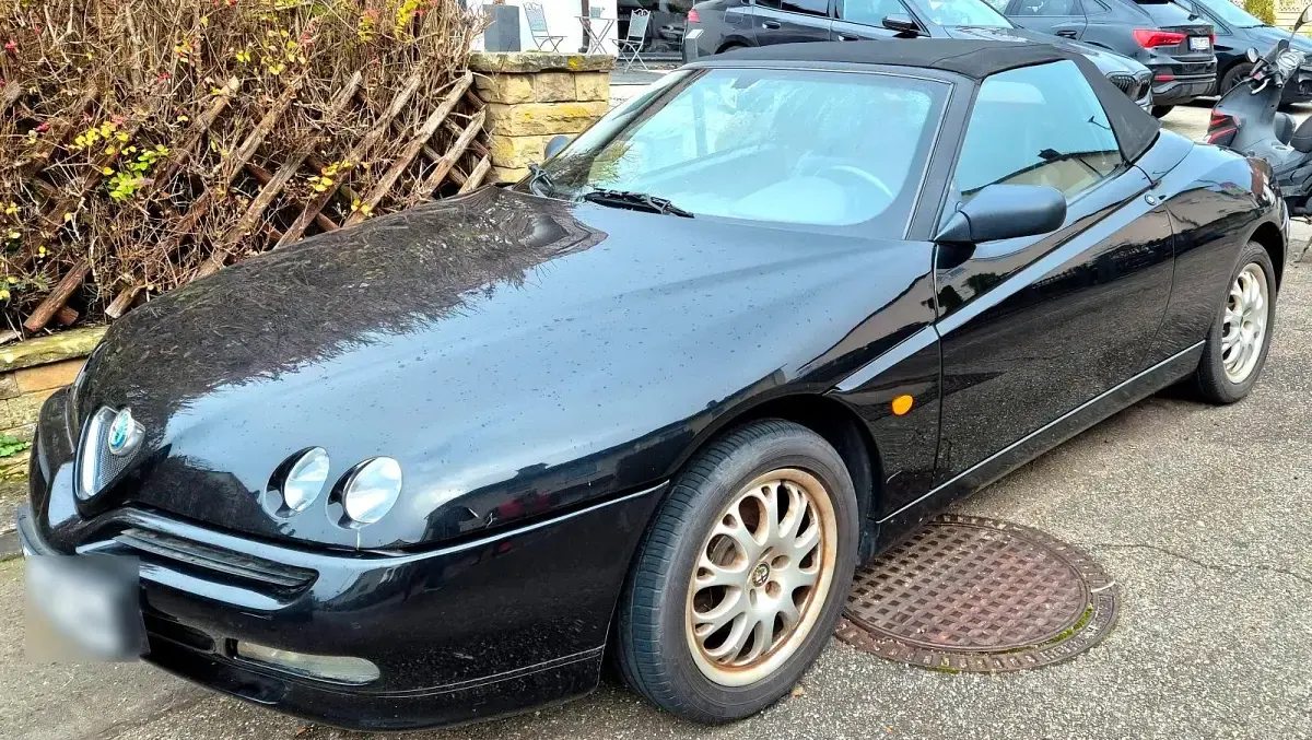 Gebraucht Alfa Romeo Spider 155 PS (114 kW) 1999 Schwarz Cabrio