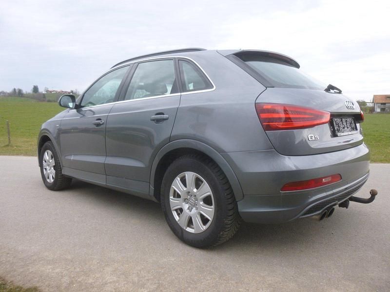 Gebraucht Audi Q3 S-Line 177 PS (130 kW) 2014 Grau SUV