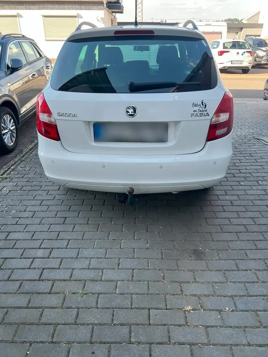 Gebraucht Skoda Fabia Fresh 105 PS (77 kW) 2014 Weiß Kombi