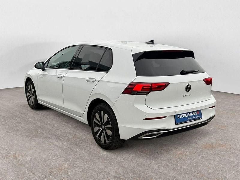 Gebraucht VW Golf VIII Move 116 PS (85 kW) 2023 Pure white Limousine