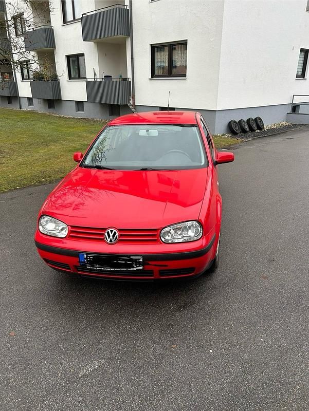 Rot Gebraucht 2000 VW Golf IV Kleinwagen | 1.200 € (Superpreis) - Bild 1/4