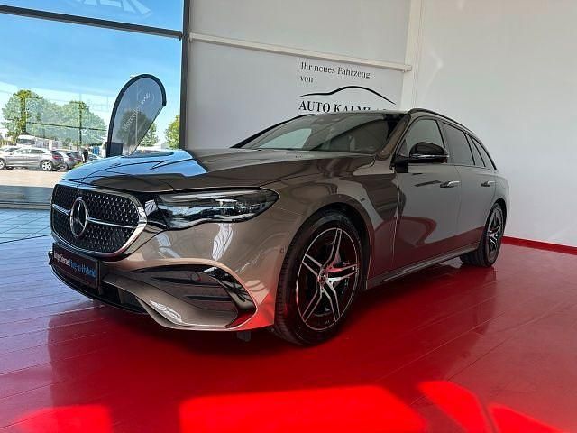 Gebraucht Mercedes E300 AMG 313 PS (230 kW) 2024 Braun Limousine