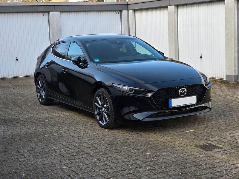 Gebraucht Mazda 3 Sky 150 PS (110 kW) 2023 Schwarz Limousine
