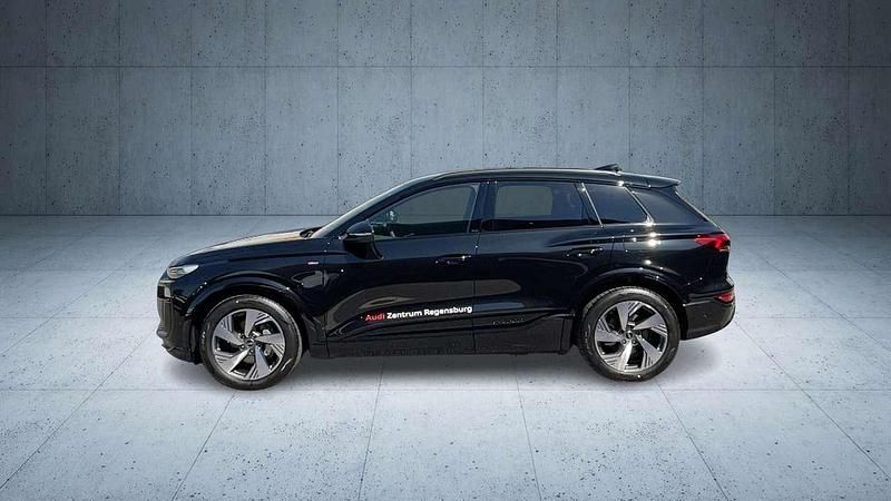 Gebraucht Audi Q6 e-tron Performance 225 kW (306 PS) 2025 Mythosschwarz metallic SUV