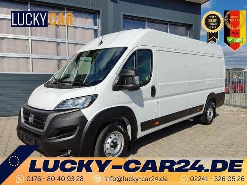 Weiss Gebraucht 2023 Fiat Ducato Van | 29.249 € (Guter Preis) - Bild 1/1