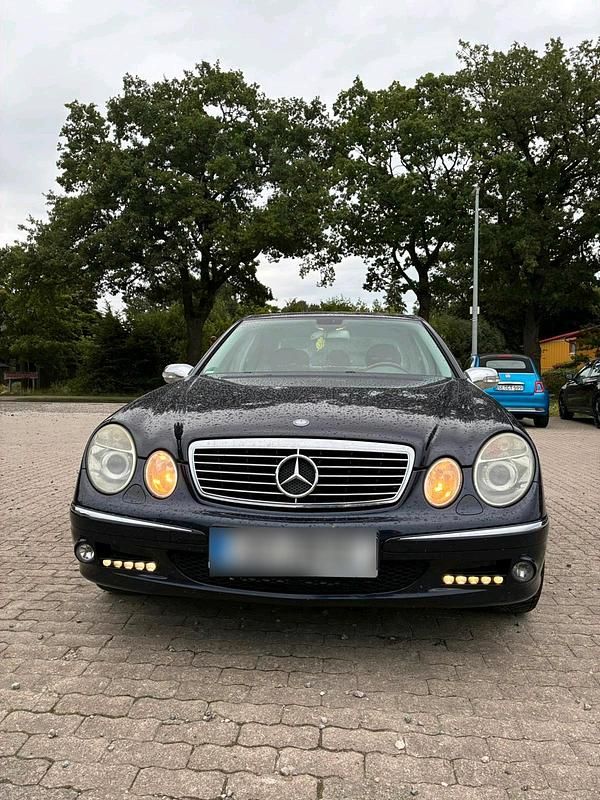 Gebraucht Mercedes E350 272 PS (200 kW) 2004 Limousine