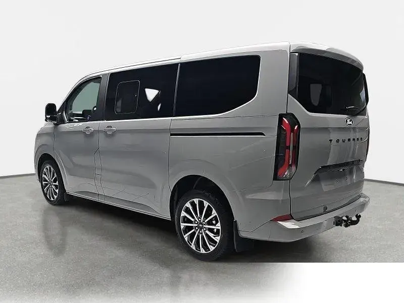 Neu Ford Tourneo Custom 170 PS (125 kW) 2026 Grau Van