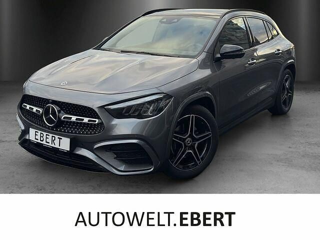 Mountaingrau Gebraucht 2024 Mercedes GLA200 Premium SUV | 43.880 € (Teuer) - Bild 1/2