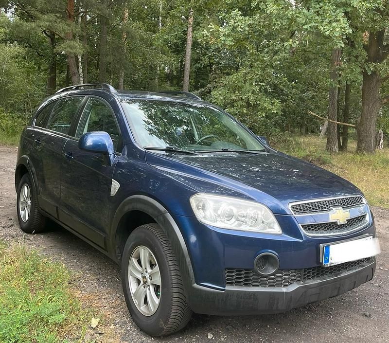 Blau Gebraucht 2007 Chevrolet Captiva SUV | 3.750 € (Fairer Preis) - Bild 1/4