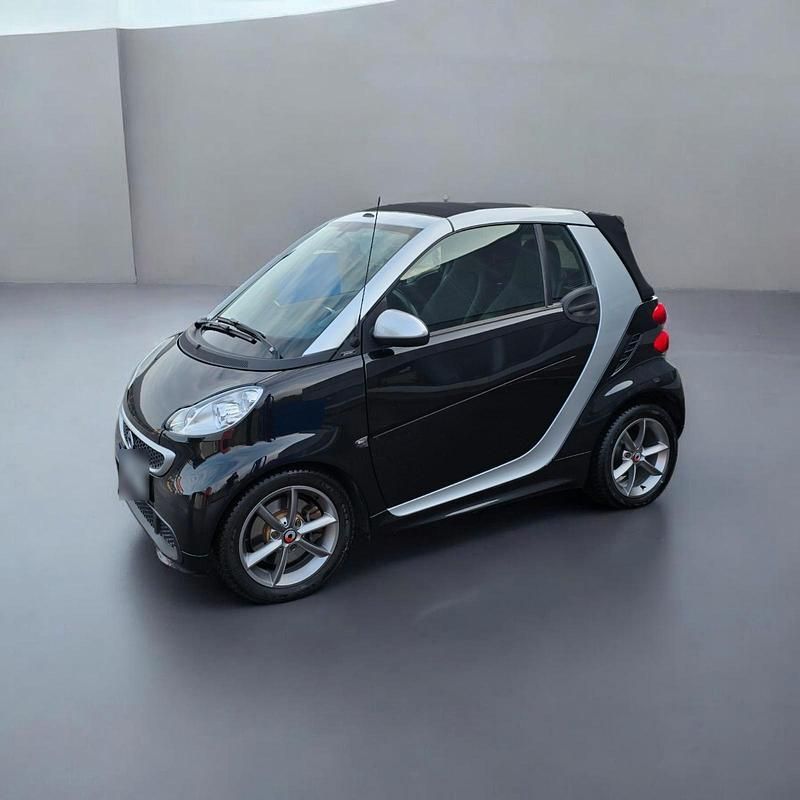 Gebraucht Smart ForTwo Cabrio 71 PS (52 kW) 2013 Schwarz Cabrio