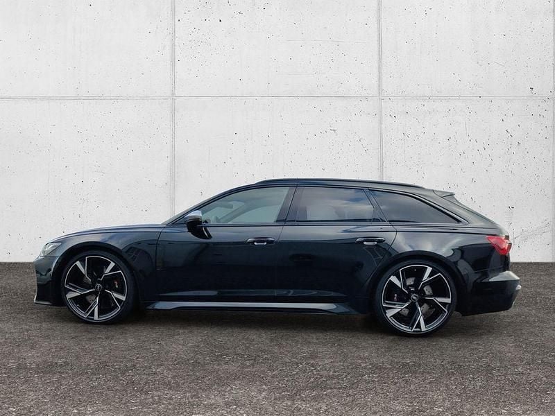 Gebraucht Audi RS6 Ambiente 719 PS (528 kW) 2023 Mythosschwarz metallic Kombi