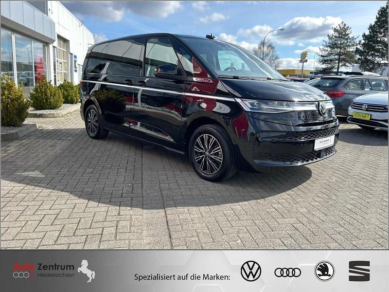 Second-hand VW Multivan Style 218 CP (160 kW) 2023 Negru Monovolum