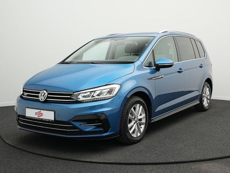 Gebraucht VW Touran Highline 190 PS (139 kW) 2018 Caribbean blue metallic Van / Kleinbus