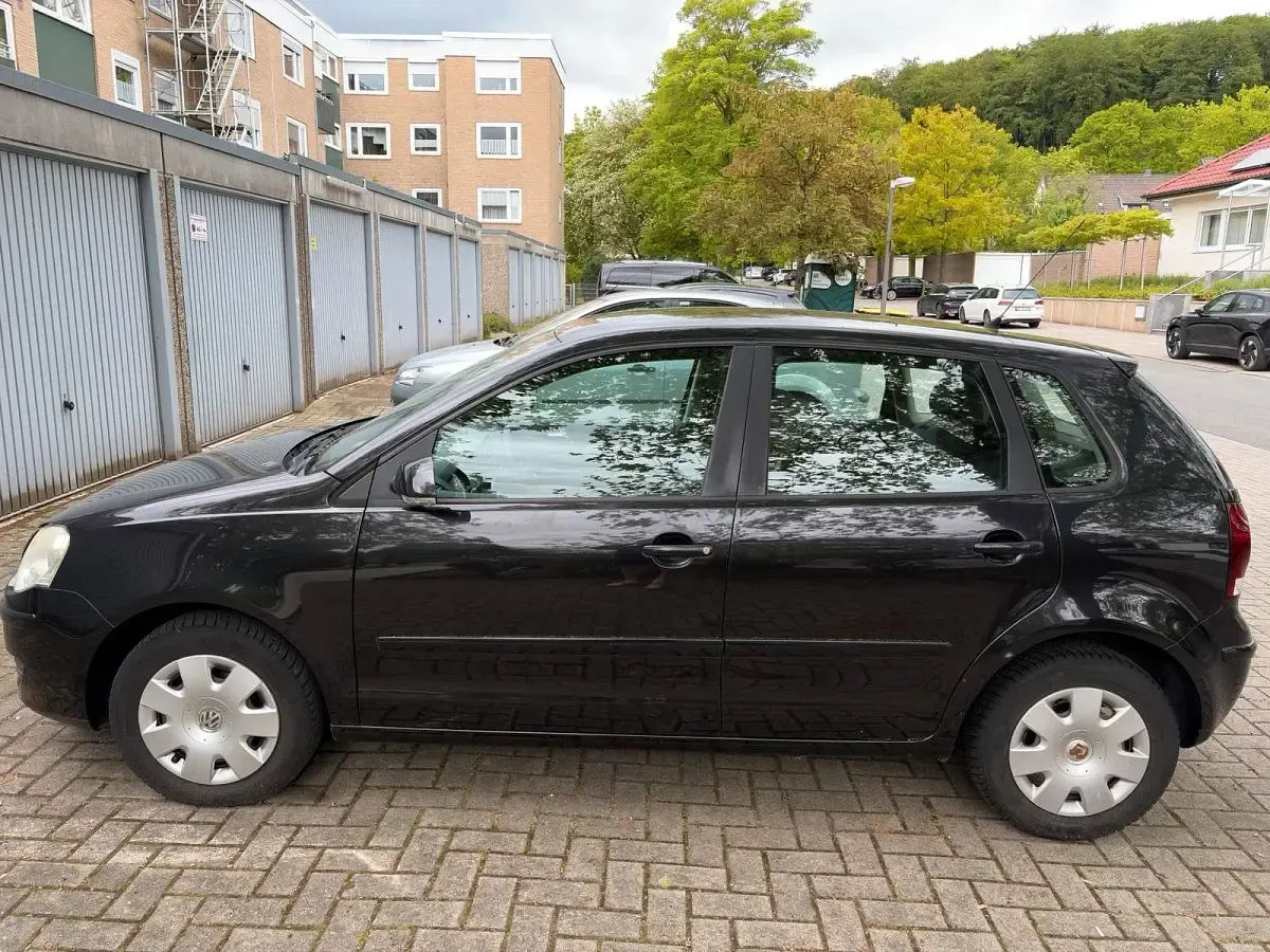 Gebraucht VW Polo 69 PS (50 kW) 2008 Schwarz Kleinwagen