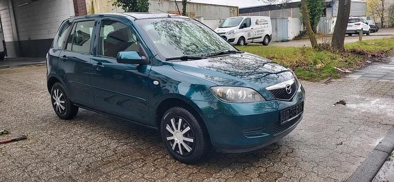 Gebraucht Mazda 2 80 PS (58 kW) 2007 Grün Kleinwagen