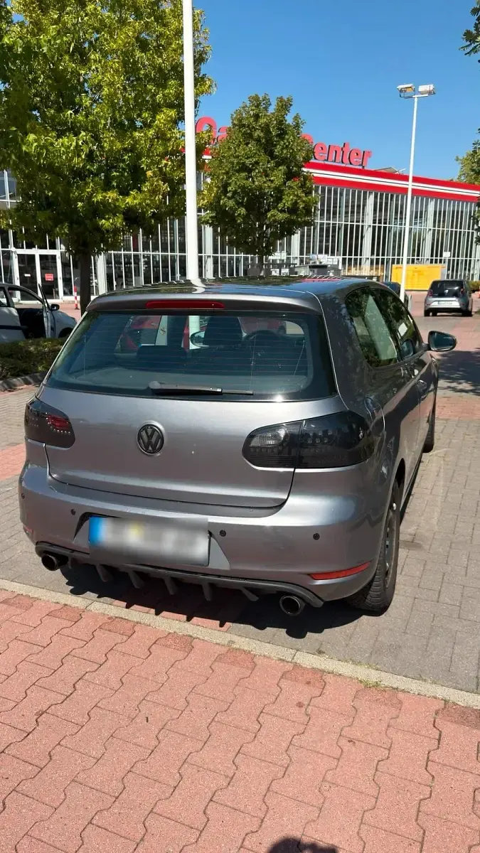 Gebraucht VW Golf VI 80 PS (58 kW) 2009 Grau Limousine