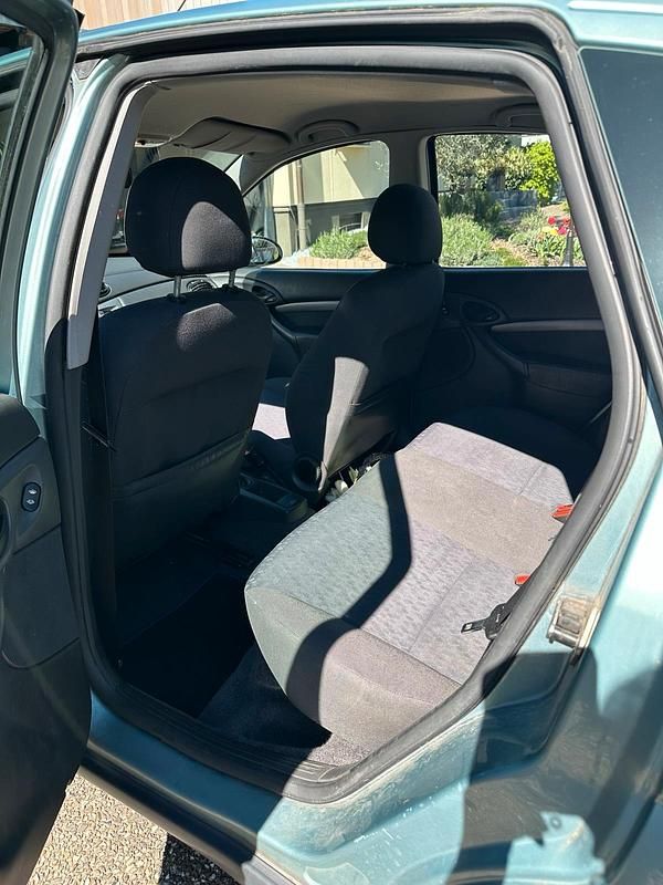 Second-hand Ford Focus 96 CP (70 kW) 1999 Verde Berlinǎ