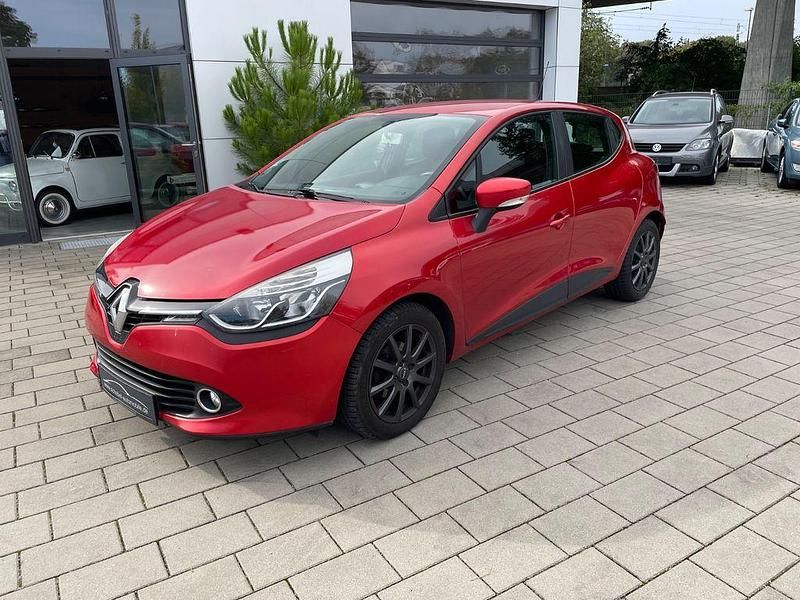 Rot Gebraucht 2013 Renault Clio IV Dynamique Limousine | 4.999 € (Fairer Preis) - Bild 1/4