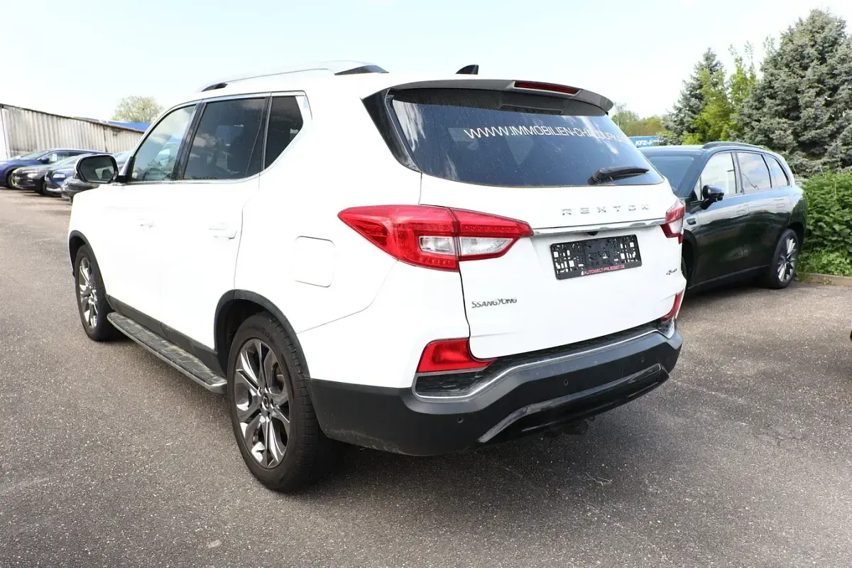 Gebraucht SsangYong Rexton Sapphire 181 PS (133 kW) 2019 Weiß