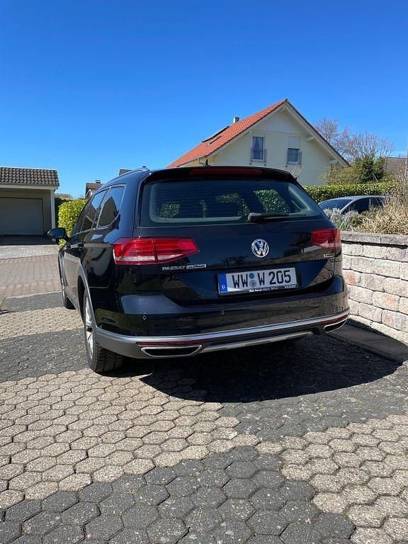 Gebraucht VW Passat Alltrack 190 PS (139 kW) 2019 Schwarz Kombi