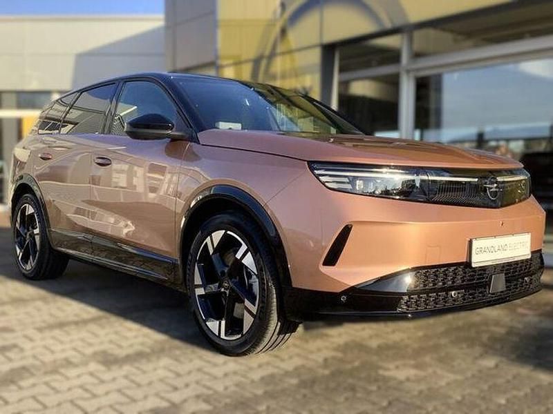 Braun Gebraucht 2025 Opel Grandland Electric SUV | 48.900 € (Teuer) - Bild 1/4