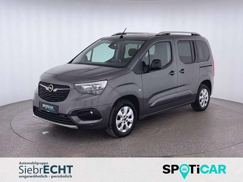 Grau Gebraucht 2023 Opel Combo Life Ultimate Van / Kleinbus | 21.970 € (Guter Preis) - Bild 1/4