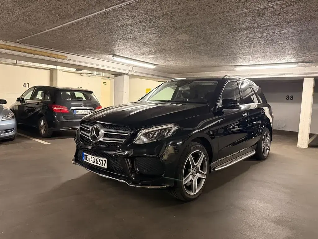 Gebraucht Mercedes GLE400 AMG 333 PS (244 kW) 2017 Schwarz SUV