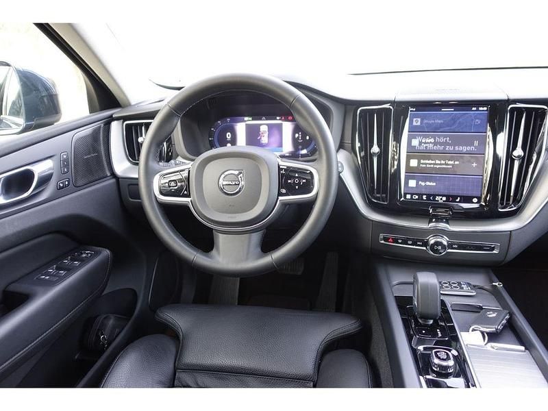 Gebraucht Volvo XC60 Ultimate 197 PS (144 kW) 2022 Blau SUV