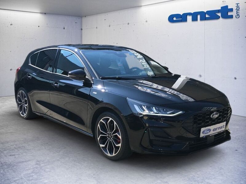 Gebraucht Ford Focus ST-Line 125 PS (91 kW) 2023 Schwarz Limousine