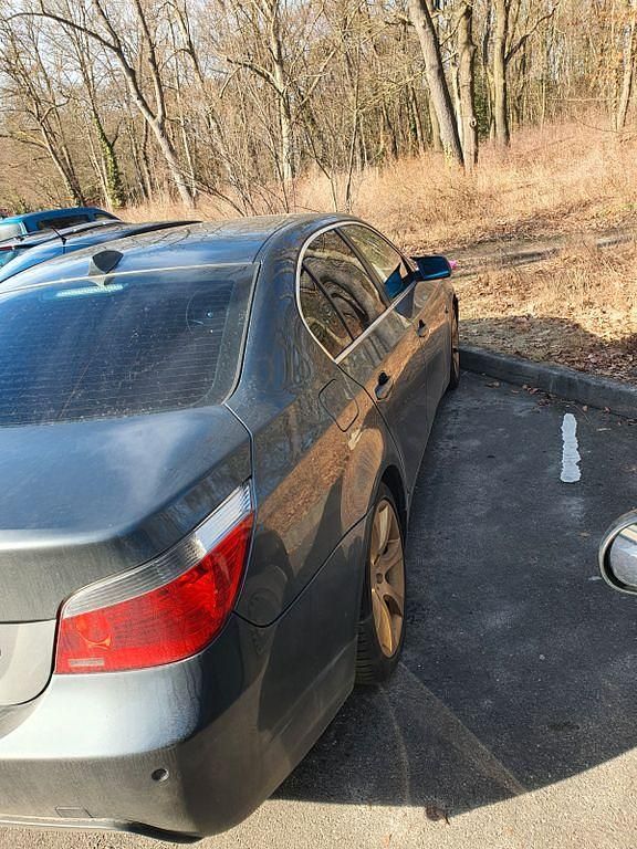 Gebraucht BMW 535 272 PS (200 kW) 2005 Grau Limousine