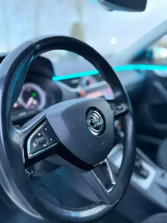 Gebraucht Skoda Octavia Drive 150 PS (110 kW) 2017 Weiß Kombi