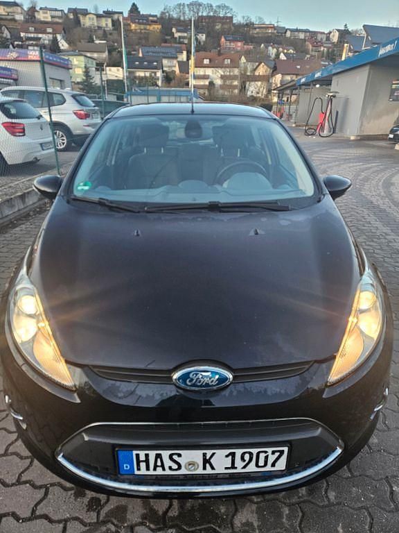 Gebraucht Ford Fiesta 90 PS (66 kW) 2009 Schwarz Kleinwagen
