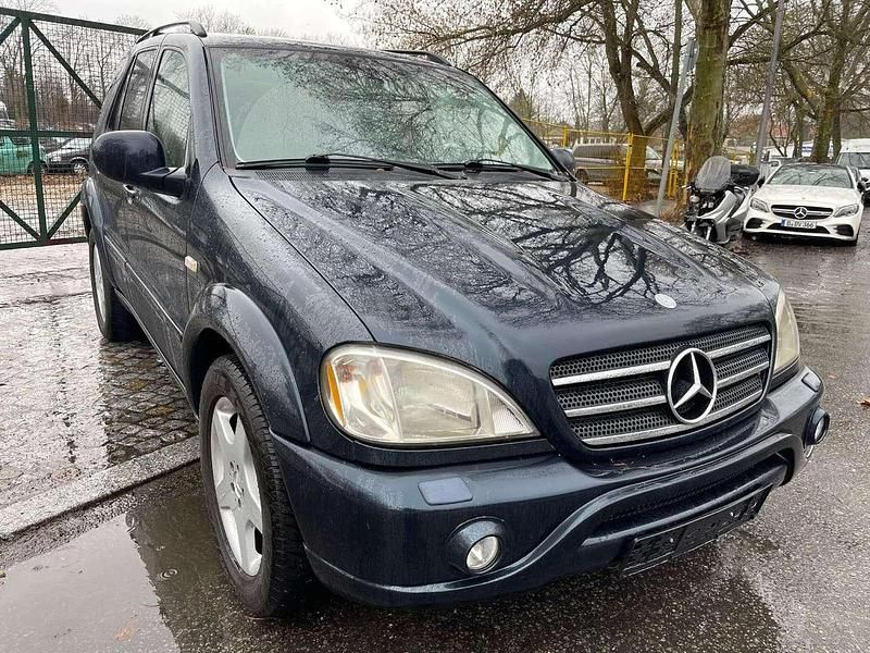 Gebraucht Mercedes ML55 AMG AMG 347 PS (255 kW) 2001 Blau SUV