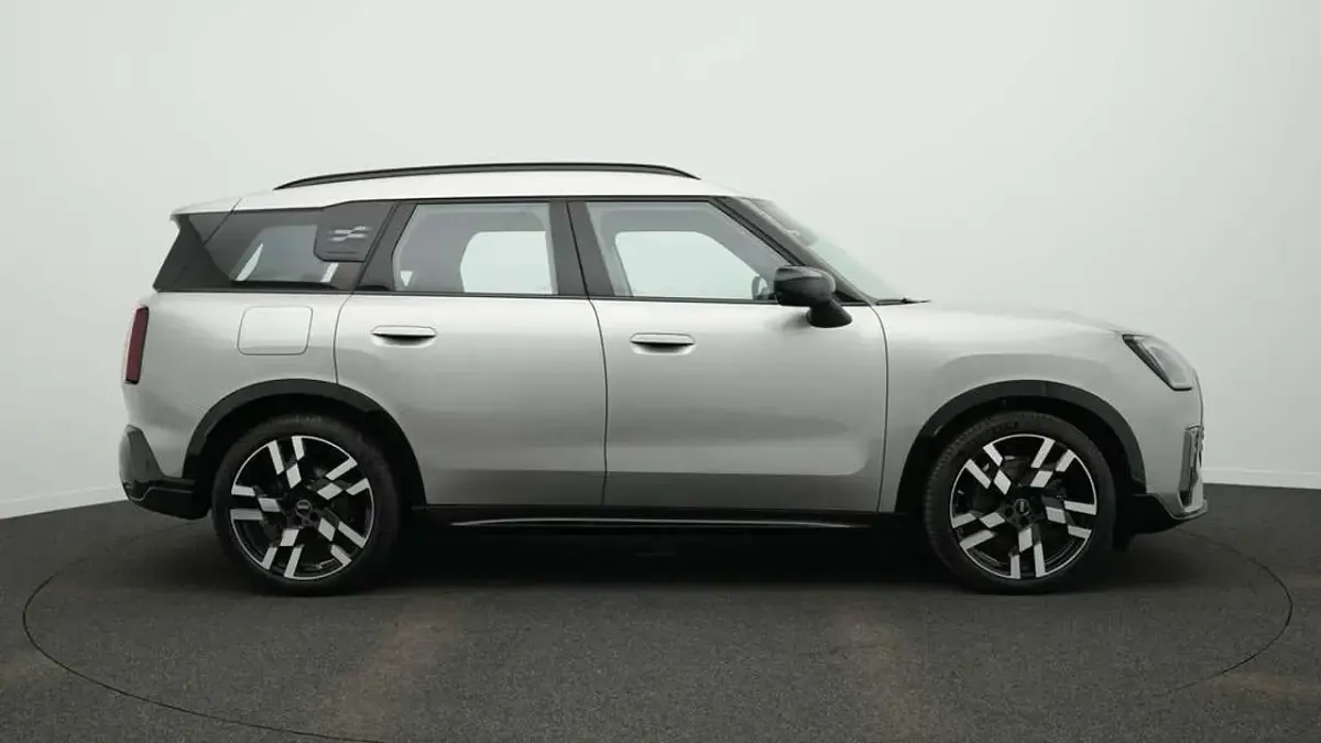 Gebraucht Mini Cooper D Countryman 163 PS (119 kW) 2025 Grau SUV