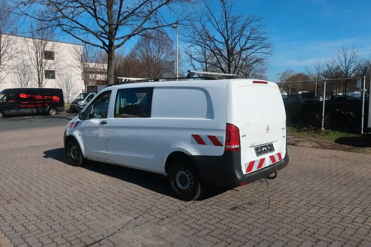 Gebraucht Mercedes Vito 136 PS (100 kW) 2020 Weiß Van
