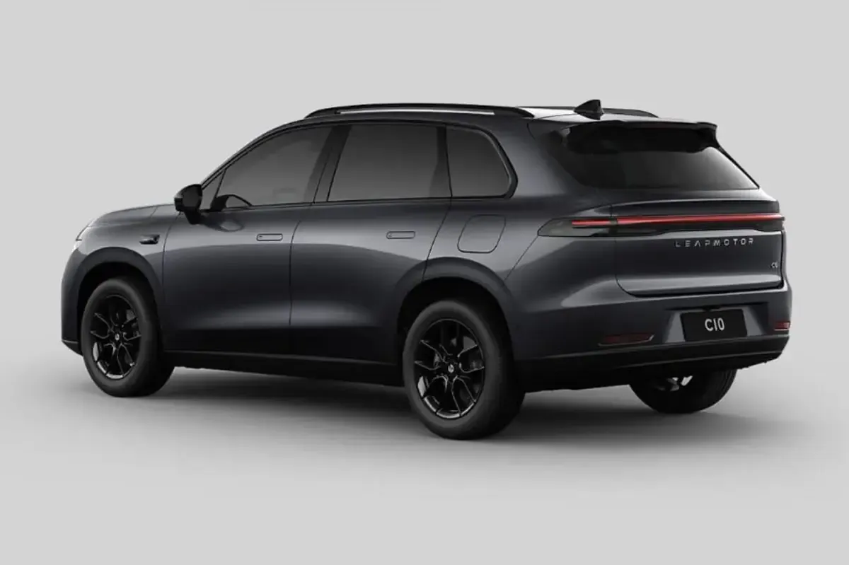 Usado Leapmotor C10 160 kW (218 CV) 2025 Gris SUV