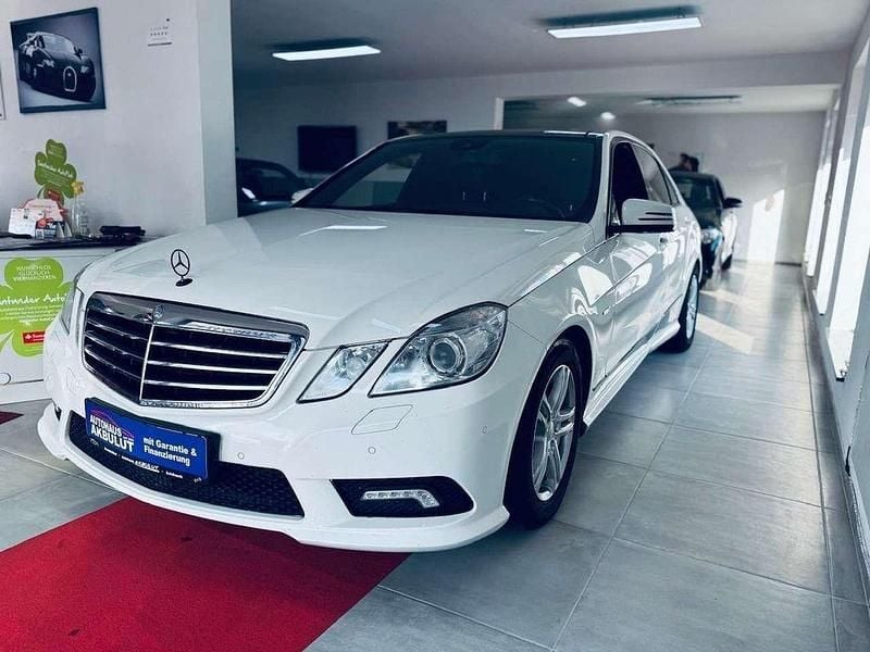 Gebraucht Mercedes E350 265 PS (194 kW) 2011 Calcitweiss  unilack Limousine