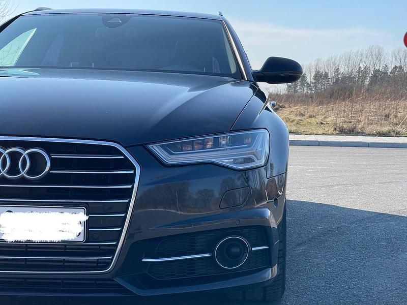 Gebraucht Audi A6 Design 272 PS (200 kW) 2015 Blau Kombi