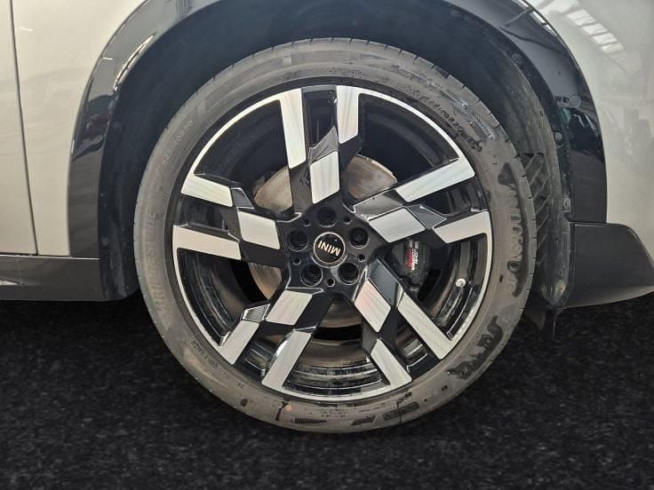 Gebraucht Mini Countryman 170 PS (125 kW) 2025 Melting silver SUV