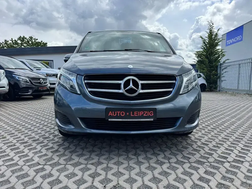 Gebraucht Mercedes V250 Sport 190 PS (139 kW) 2015 Grau Van / Kleinbus